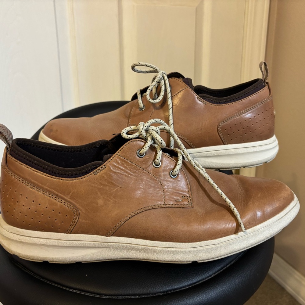 Rockport Tan Oxfords with Comfort Fit